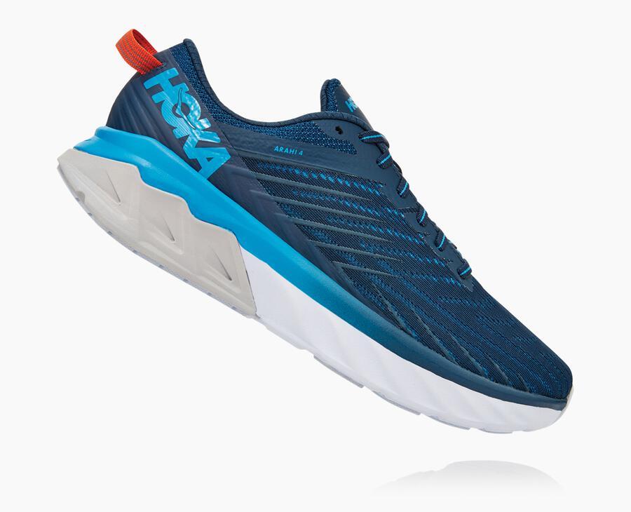 Men's Arahi 4